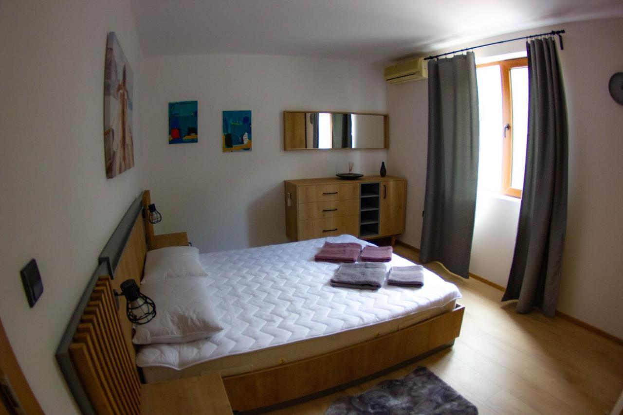 Port Natura Apartment Варна Екстериор снимка